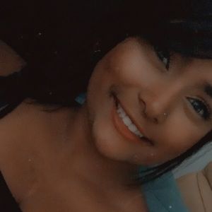 Meet your Posher, Lili